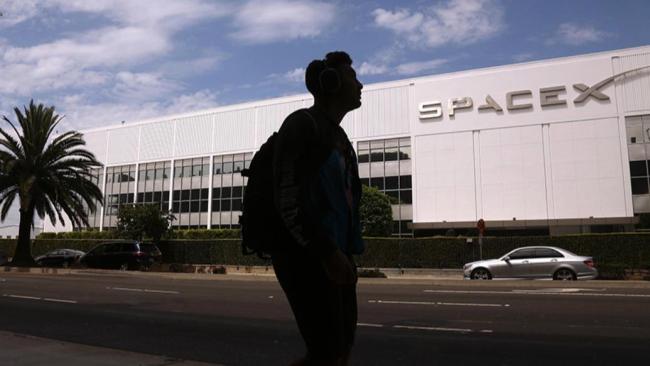 马斯克计划SpaceX三成IPO份额给散户