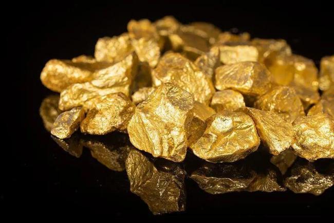 年轻人爱上“打金” 新潮流背后的隐患