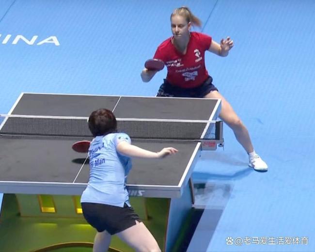 澳门世界杯:国乒女单首战遇险!蒯曼2-0连丢2局,决胜局1-5翻盘 逆转取胜开门红