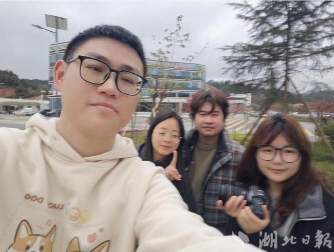 “雪山救狐狸”创作团队回应走红