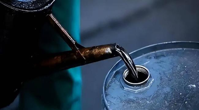 菲律宾薄荷岛部分加油站已无油可加 能源危机迫在眉睫