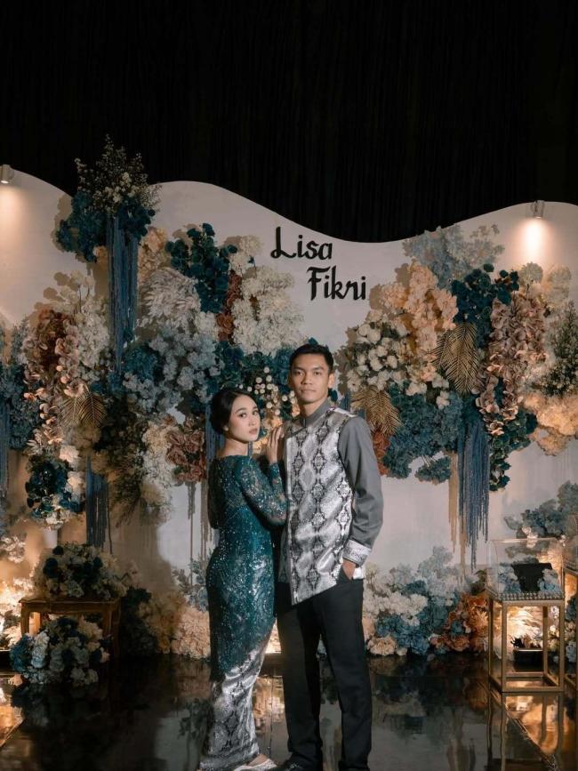 竹马之交喜结良缘！又一羽毛球冠军配偶降生，26岁业绩爱情双丰充