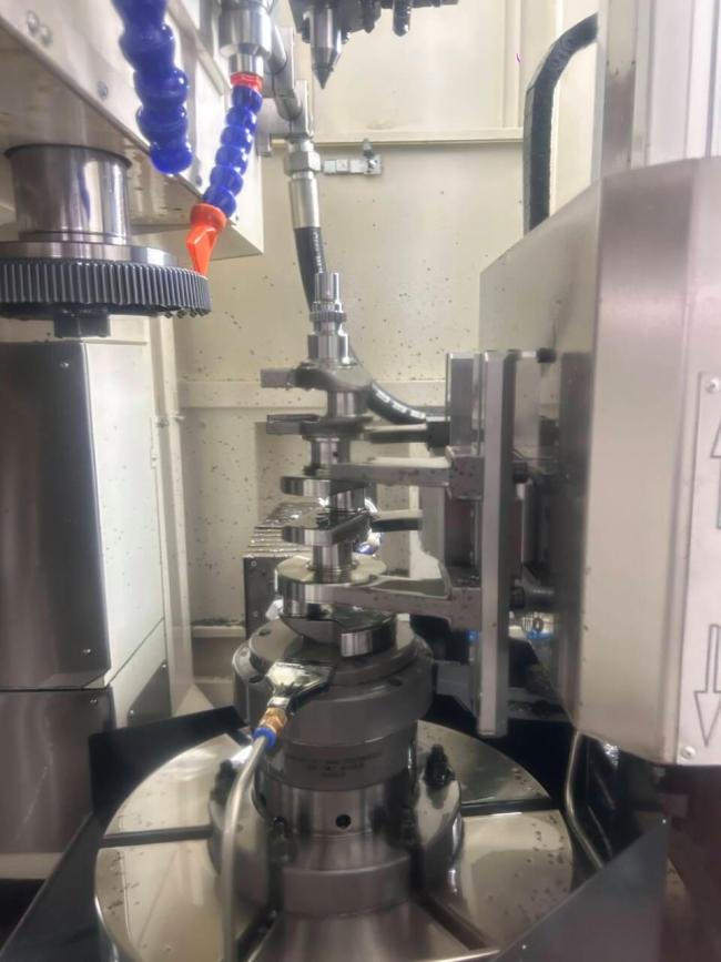 张雪机车带火的青岛隐形冠军 中国智造闪耀WSBK