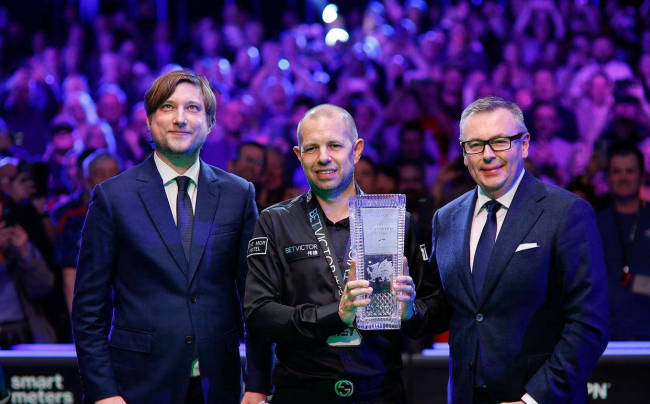 你认可世锦赛留在克鲁斯堡剧院吗 霍金斯的复杂心情