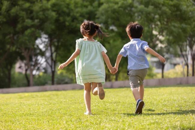 12岁男孩提到写作业1天呕吐10次 心身疾病作祟