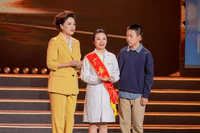 李梦旖获推“中国好人榜”候选人 高铁站英勇救人