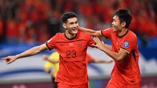 拜合拉木：现代足球的终极拼图，国足久违的战术答案 主打星 肉搏造红牌前锋