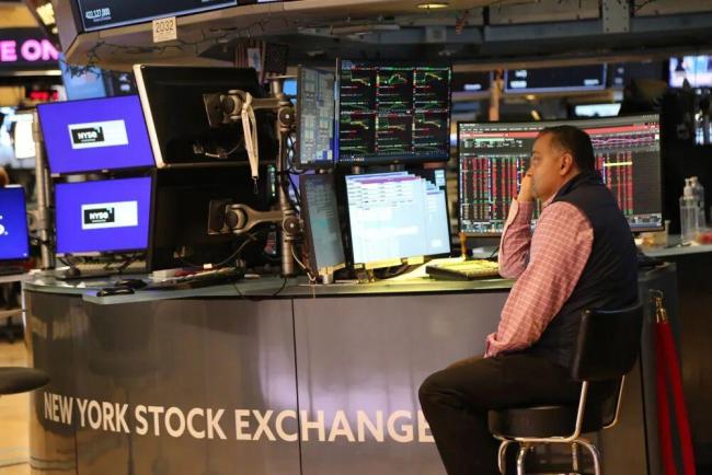 中美博弈:从单极经济战到战略反制