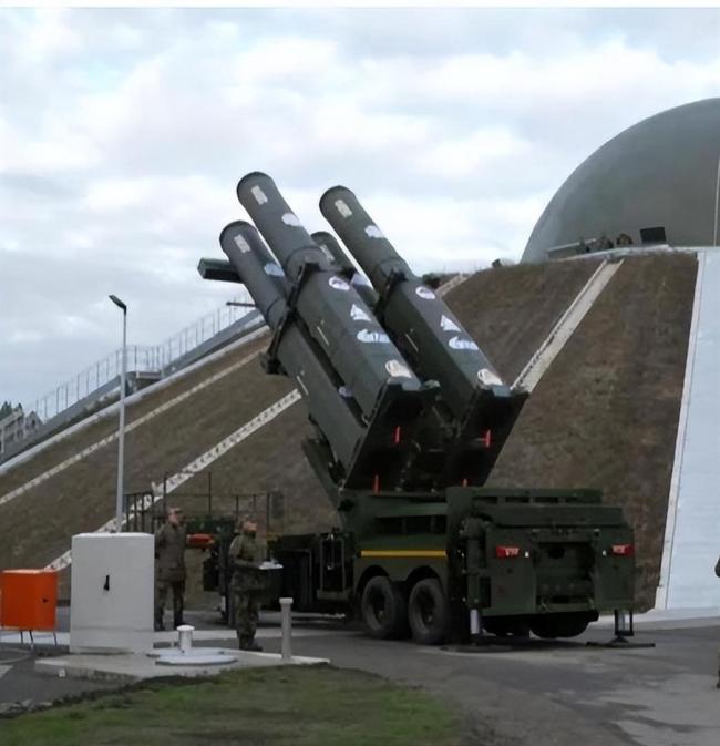 以色列铁穹被伊朗击穿 防空系统面临严峻挑战