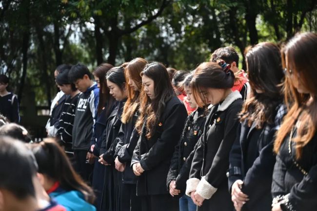 清明致敬永不褪色的忠魂 缅怀英烈赓续血脉