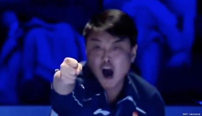 王皓为王楚钦紧张到流鼻涕+眼眶泛红 师徒共克压力