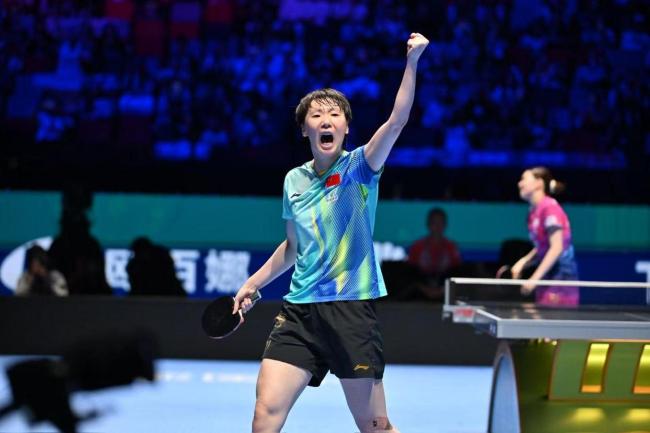 王曼昱国际赛场首次触发轮换发球