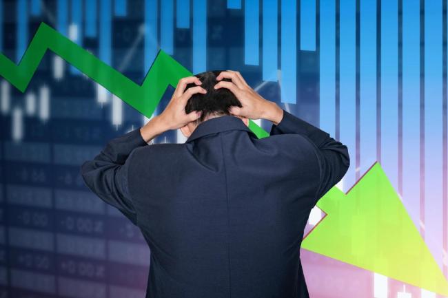 业绩亮眼、股价“凉人” 券商为何越赚钱股价越跌