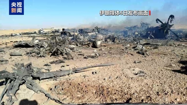 美军救援飞行员行动区域布满弹坑 激烈交火与精准轰炸