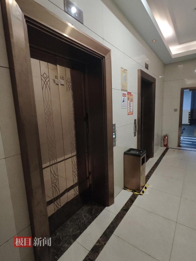 岳阳男子被发小枪杀案开庭