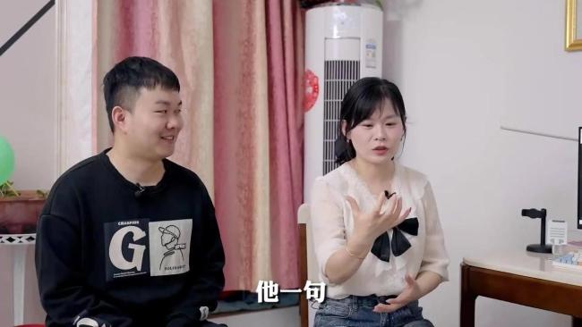 夫妻称用AI写公众号年赚200万被封号