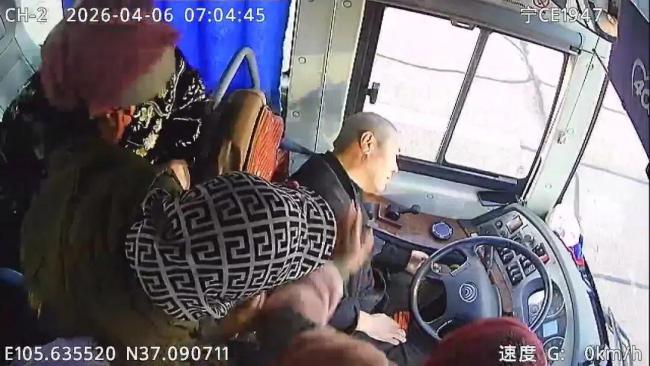 司机离世前踩死刹车护住45人