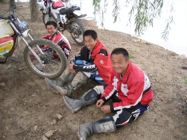 张雪师傅“牙哥”已收徒7名