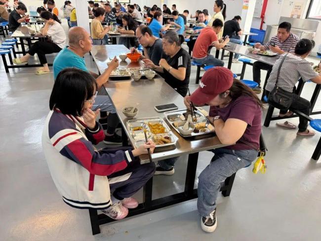 6元自助餐餐厅会亏本吗?老板发声