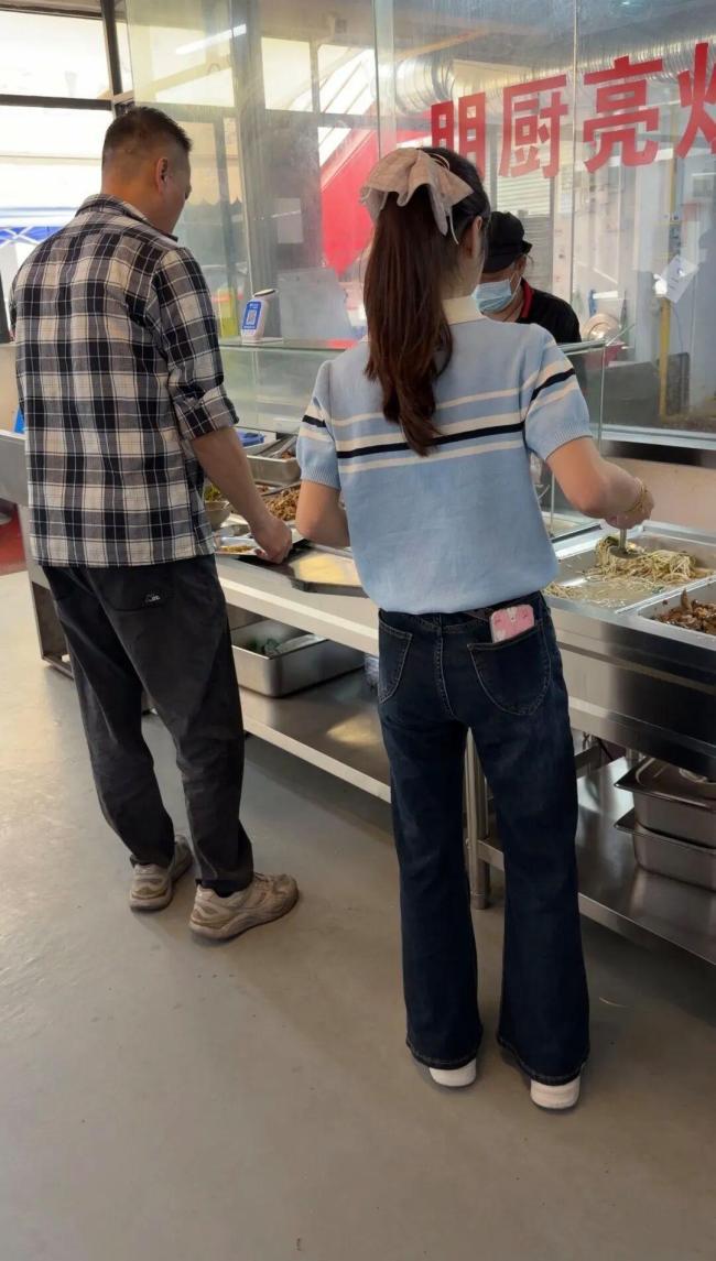 6元现炒自助餐会亏本吗？老板发声 曾月亏数万现已保本