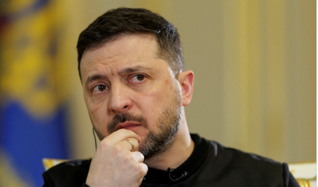 泽连斯基称乌在战场和外交上承受压力