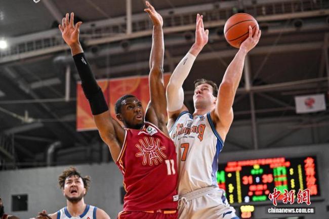 CBA:山西93-86新疆