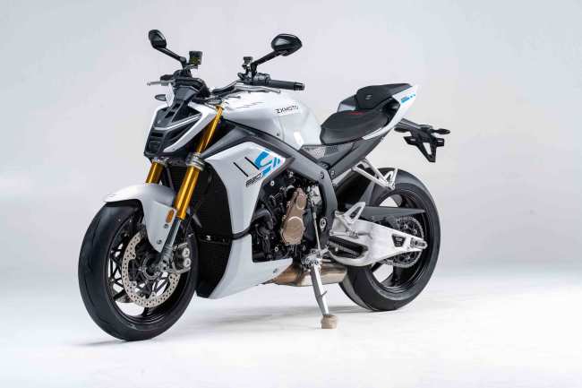 张雪机车申报3款摩托车新产品 复古街车与高性能车型齐亮相