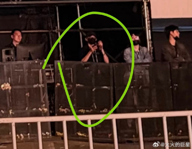 王源看了陶喆演唱会 深夜偶遇引热议