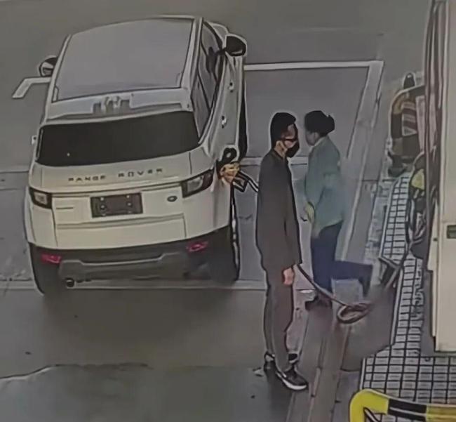 警方通报男子开路虎加油后逃单 代驾司机为省成本违法