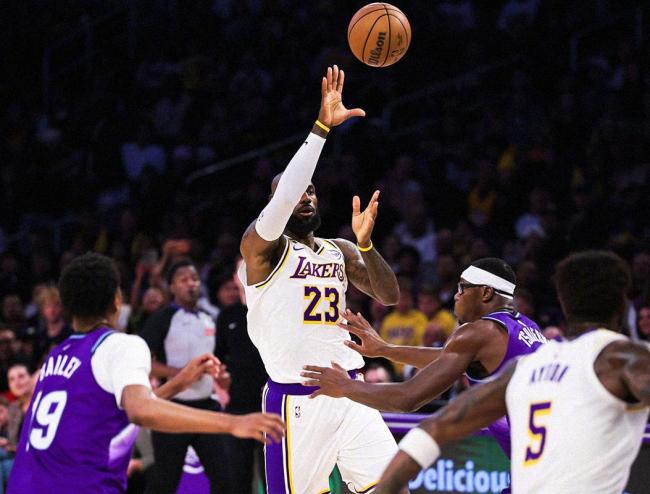 NBA西部季后赛对阵出炉 掘金湖人策略博弈