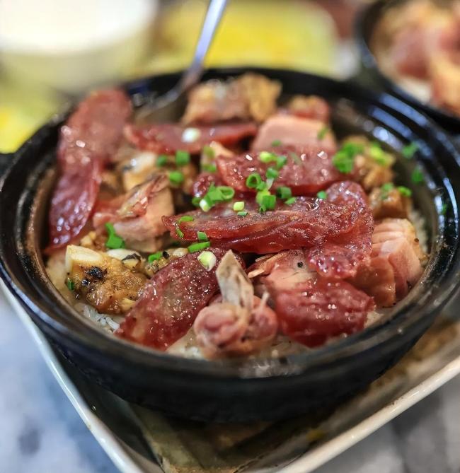 顺德鸡煲带火顺德美食 小店排队超300桌