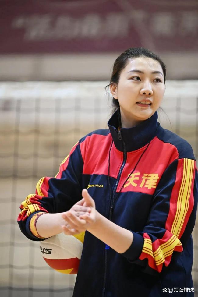 袁心玥新学期在南开大学开设排球课 重返国家队基本已无可能 转型体育教师传播女排精神