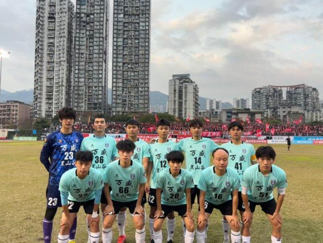 媒体对话渝超名场面缔造者 业余球员的圆梦舞台