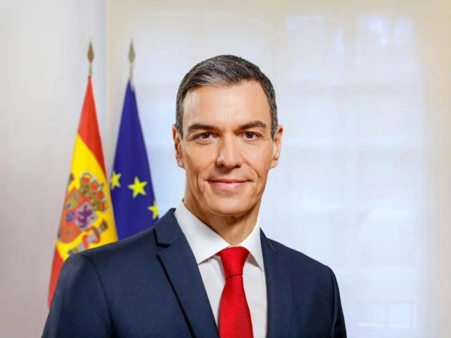 雷军回应西班牙首相参观小米