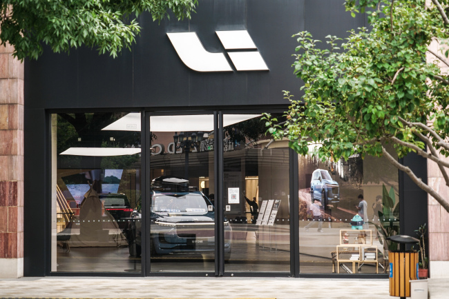 愤怒的李想和遭到围攻的理想汽车 反击黑公关