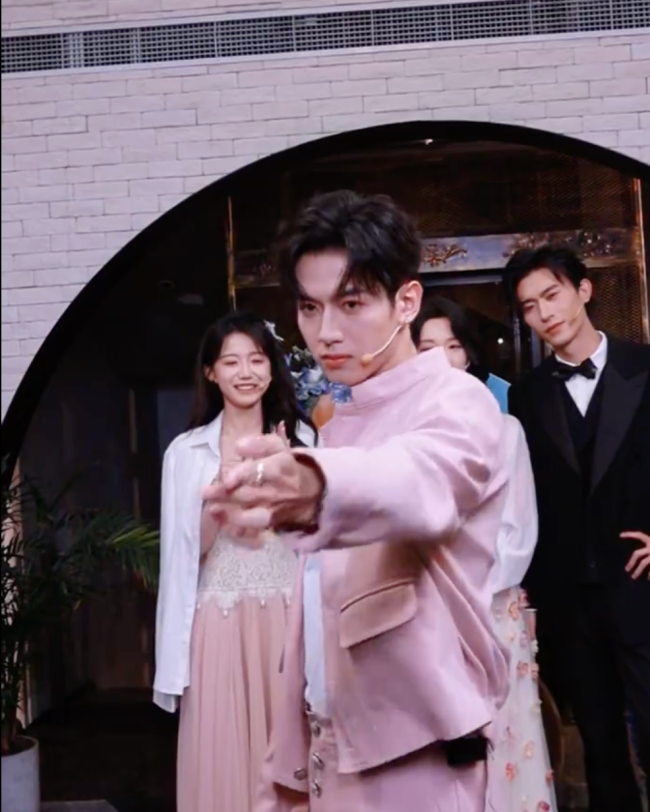 短剧剧宣误入豪门少夫人聚会局 沉浸式互动引爆社交传播