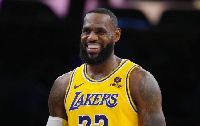 掘金vs马刺 收官战定排名