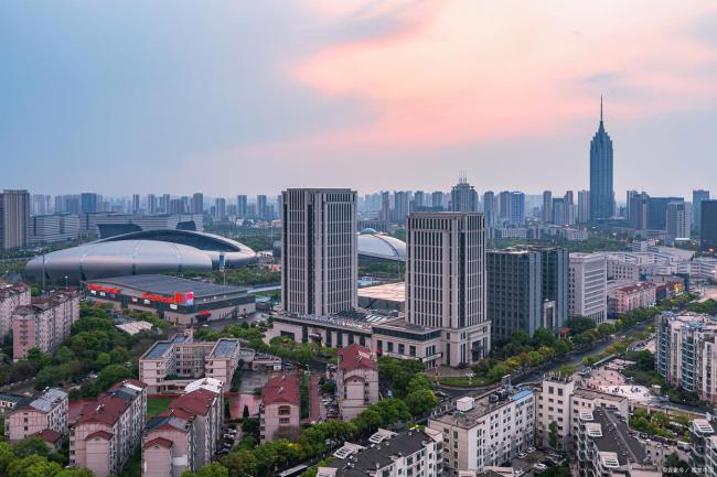 常州赢球后暂时改名“常洲” 全城共庆胜利时刻