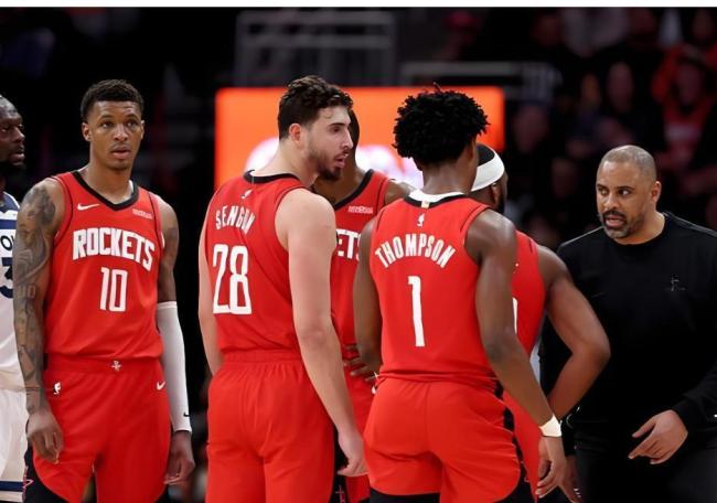 火箭总司理给乌度卡出贫寒 季后赛交替生变？