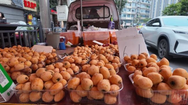 蓝莓价格卷疯了 价格几乎“腰斩”