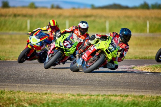 张雪机车WSBK荷兰站第一回合正赛第4 技术韧性彰显中国制造