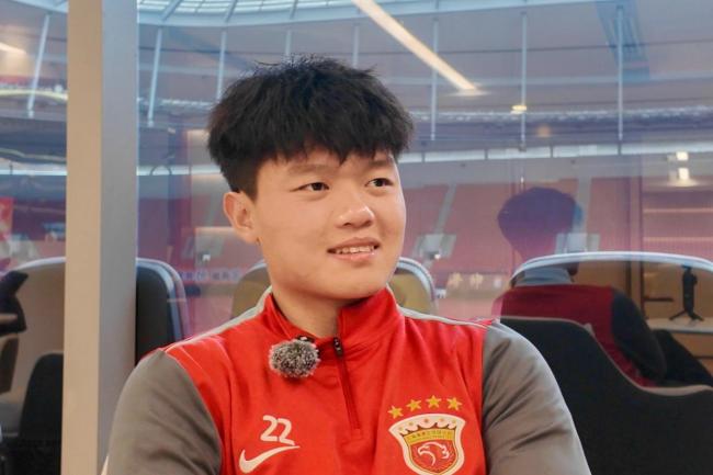 海港20岁后卫杨希斩获中超处子球