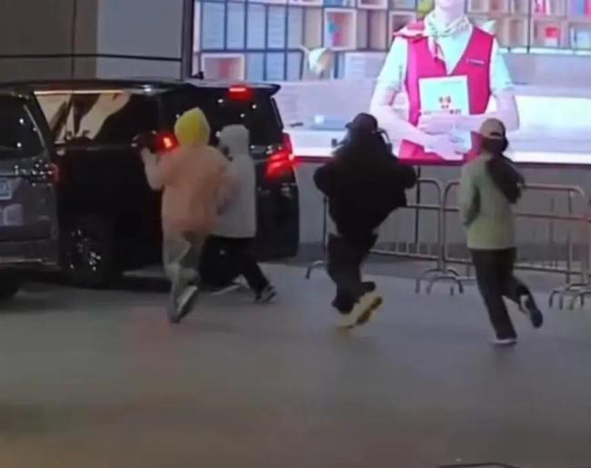 王安宇所在剧组紧急声明 加强安保措施