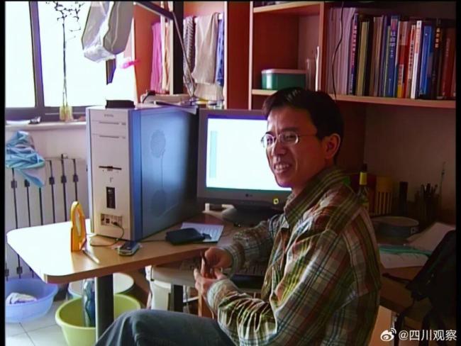 叶君3月底体检查出轻微胃部炎症 突发离世引哀思