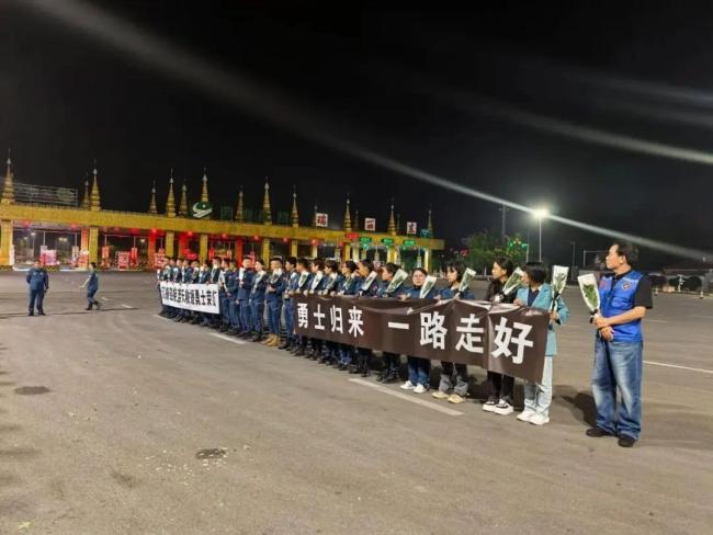 蓝天救援队队员执行搜救任务时遇难 雪山搜救英雄不幸牺牲