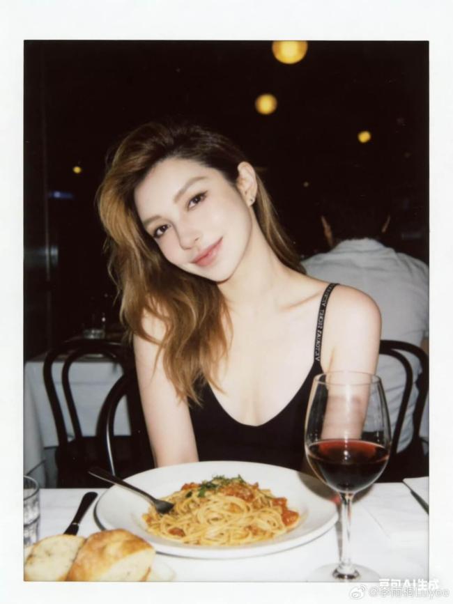 李雨桐疑似回应被行拘 因侵犯隐私受罚