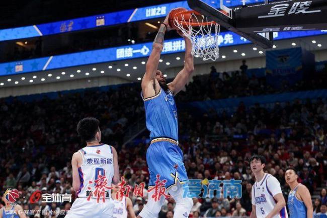 CBA迎来群雄逐鹿新纪元 新旧交替格局重塑