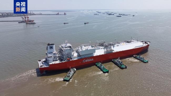 我国自主建造最大LNG运输船交付