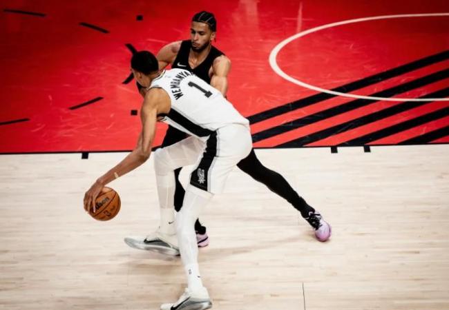 马刺3比1开拓者 文班亚马强势回归助队拿赛点