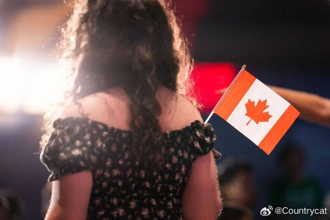 部分美国人掀起加拿大入籍热 血统新规引发热潮